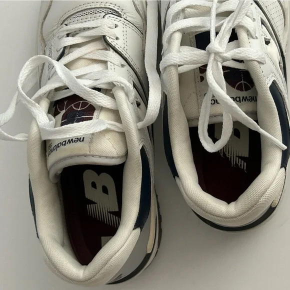 New Balance 550 White Natural Indigo Burgundy lace up lsneaker Size 5